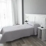 Mica Otel